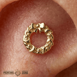 Christmas Wreath – 14K Gold Threadless/Threaded End - piercing - zone.com