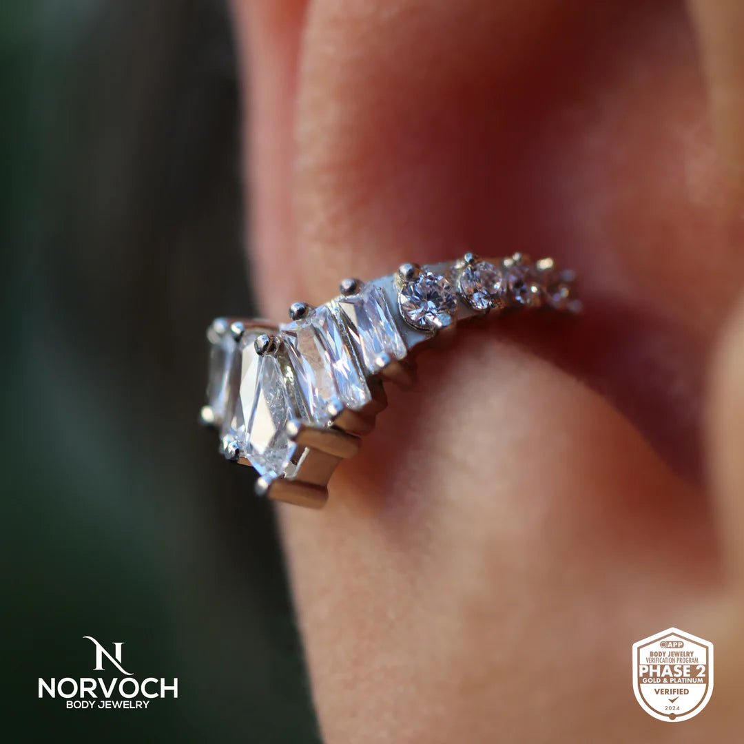 Corona Clicker with Kite, Baguette & Gemstones – 14K & 18K Gold - piercing - zone.com
