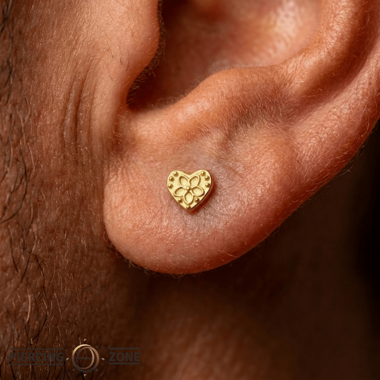 Cosmic Heart - 18K Gold Threadless End - piercing-zone.com