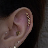 Curb Curved Chain Stud – 14K/18K Gold Threadless End - piercing - zone.com