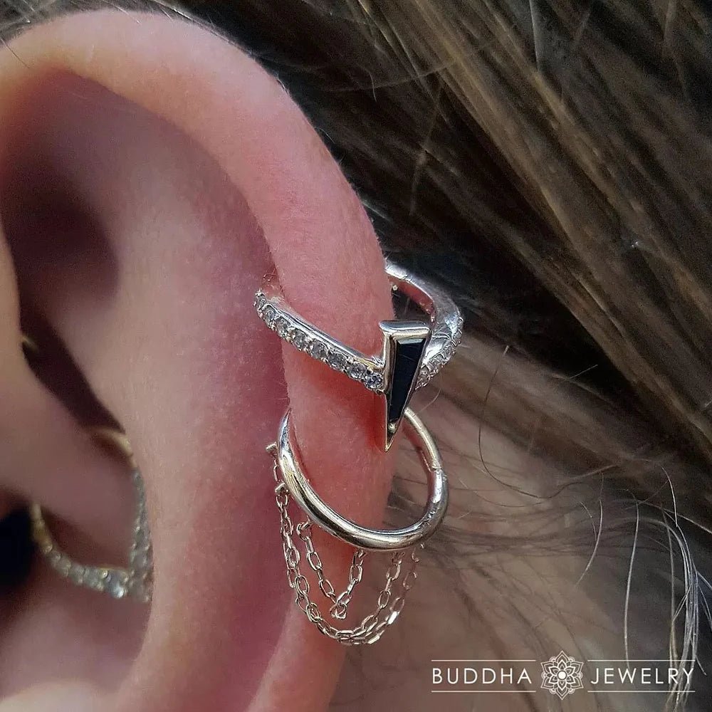 Mikah Black Spinel + CZ – 14K Gold Clicker