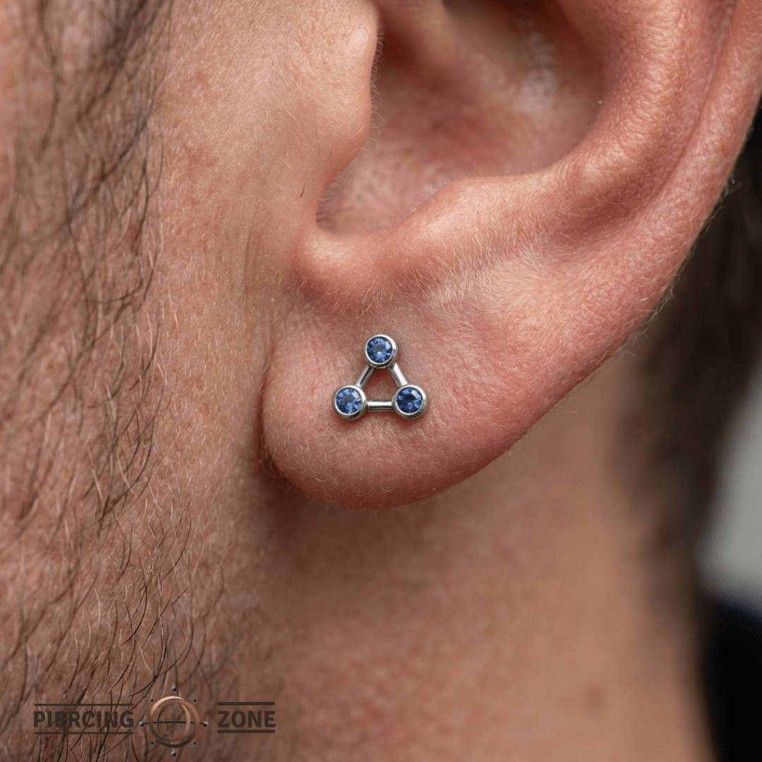 Devil’s Triangle – 14K Gold Threadless/Threaded End - piercing - zone.com