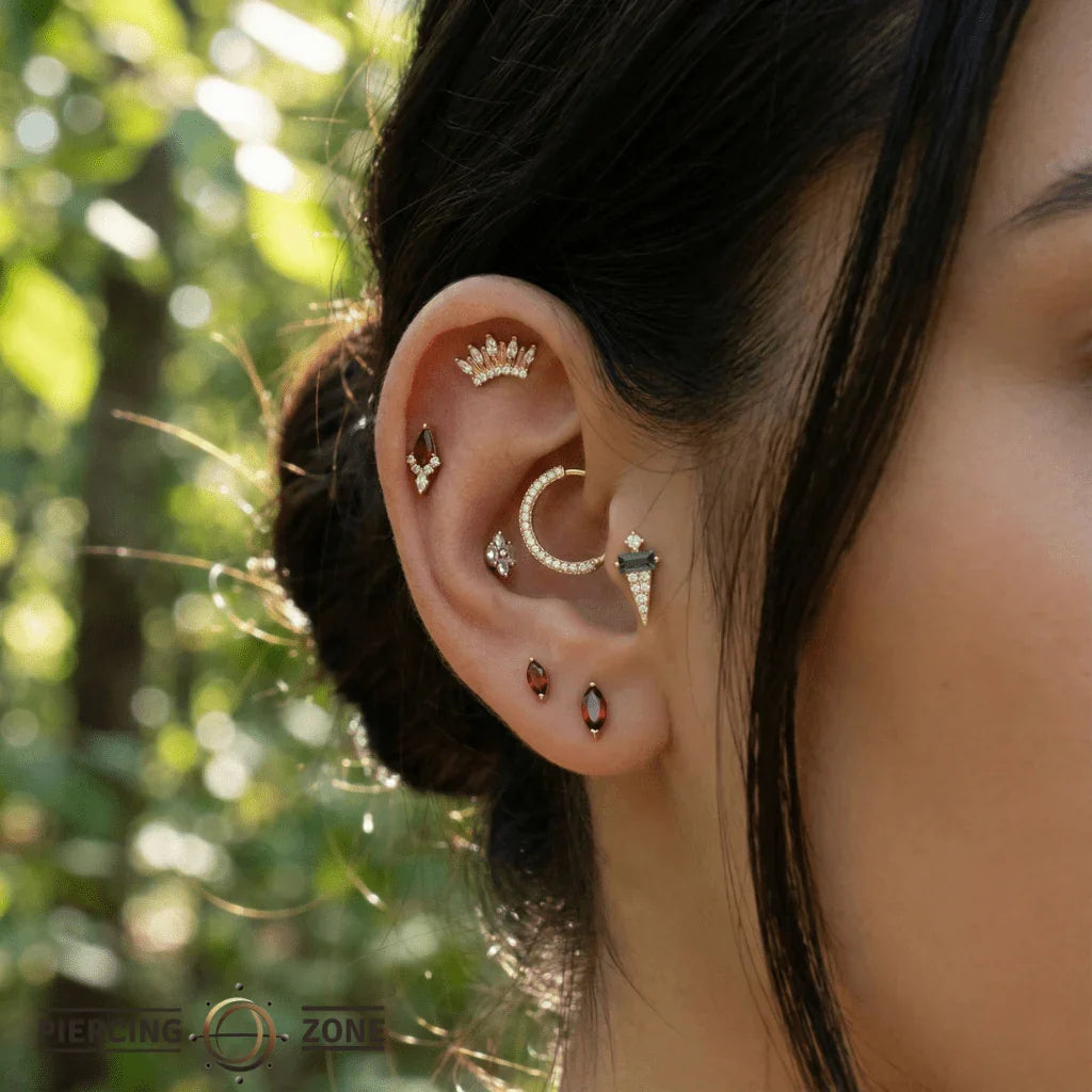 Dystrikt – 14K Gold London Blue Topaz Threadless End - piercing - zone.com