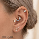 Echelon – London Blue Topaz – 14K Gold Clicker - piercing - zone.com