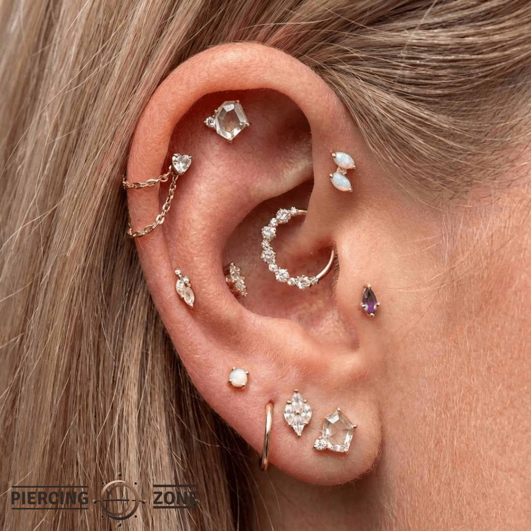 Elicit – CZ Baguette & Round Accent – 14K Gold Threadless End - piercing - zone.com