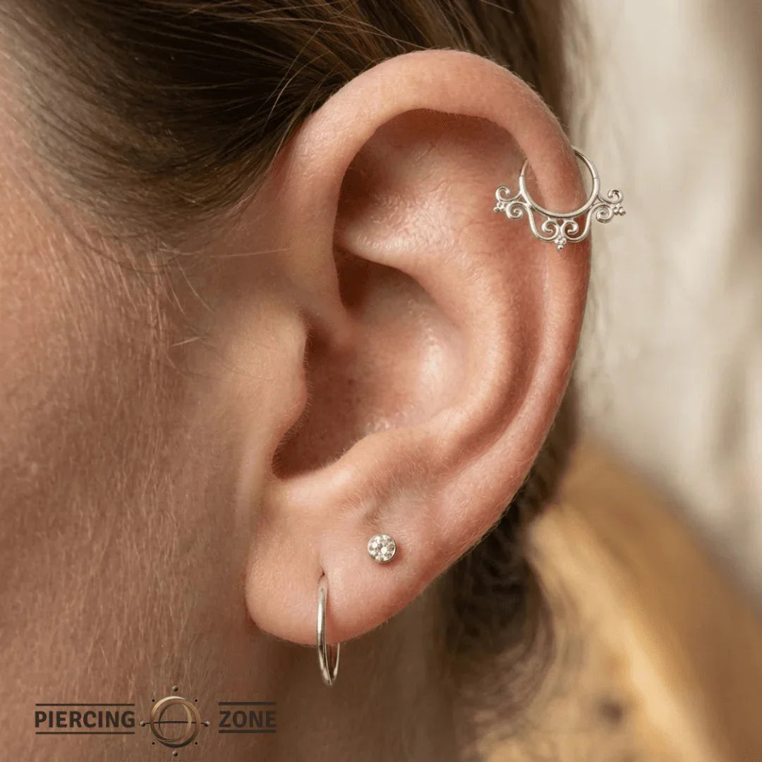 Elizabeth Seamless Ring – 14K Gold Cup & Divot Design - piercing - zone.com