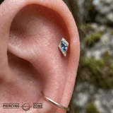 Eminence – London Blue Topaz – 14K Gold Threadless End - piercing - zone.com