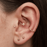 Emory Seamless Ring – 14K Gold Five - Gem Design - piercing - zone.com