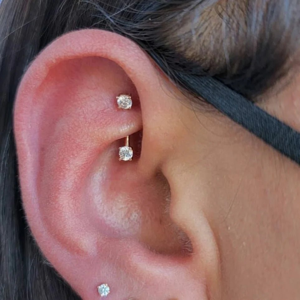 Empress – 14K Gold CZ Curved Gem Barbell - piercing - zone.com