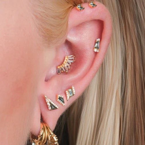 Enlighten – Blue Topaz Ombré – 14K Gold Threadless End - piercing - zone.com