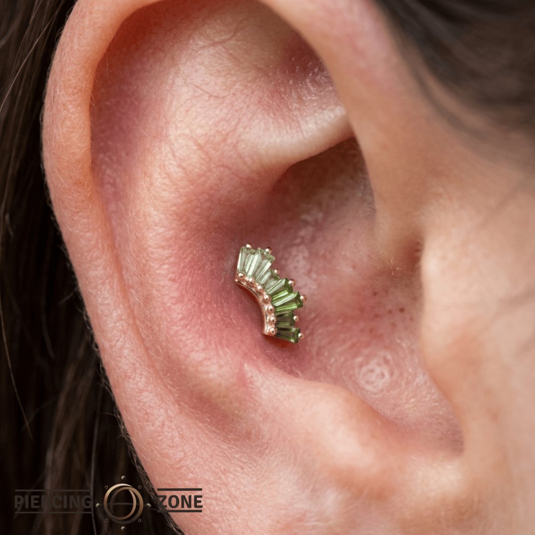Enlighten – Green Tourmaline + Peridot Ombre – 14K Gold Threadless End - piercing - zone.com