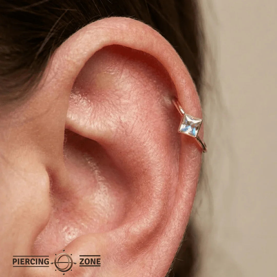 Fixed Square Bezel Seamless Ring – 14K Gold Cup & Divot Design - piercing - zone.com