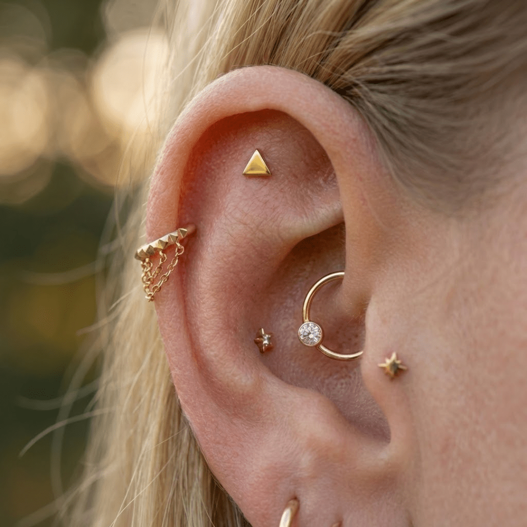 Flat Triangle – Micro Geometric End – 14K Gold Threadless & Threaded - piercing - zone.com