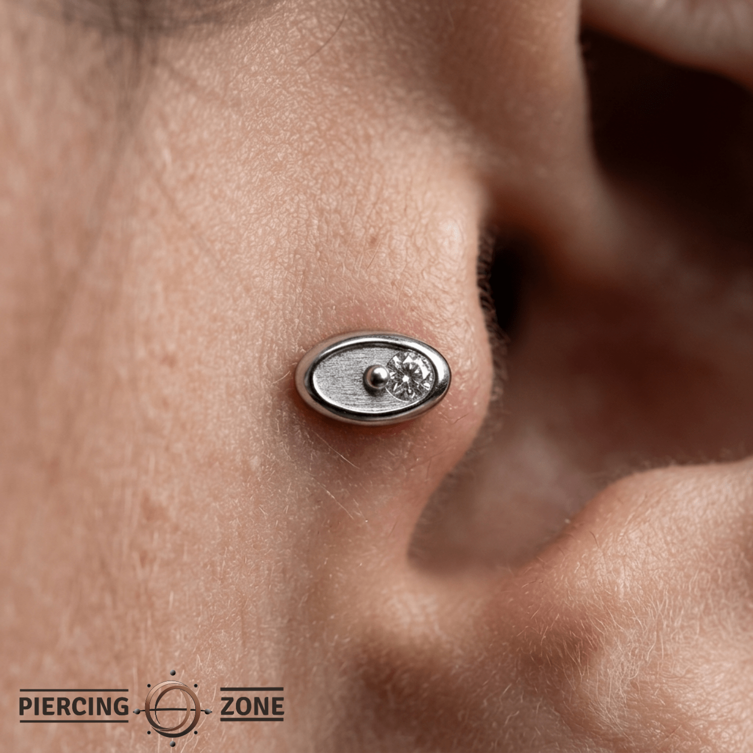 Gemmed Oval – 14K Gold Threadless/Threaded End - piercing - zone.com