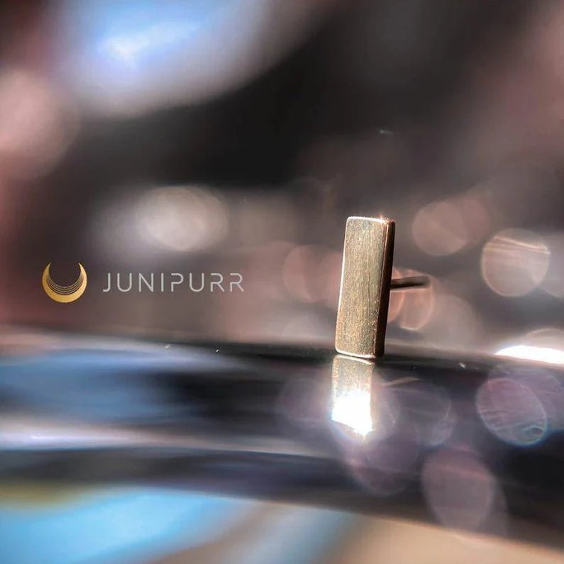 Gold Bar – 14K Gold Threadless End - piercing - zone.com