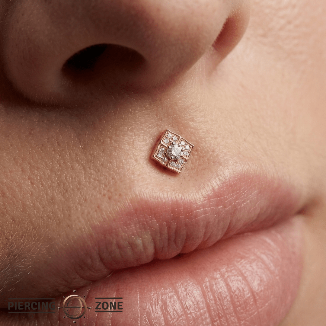 Grace – Swarovski CZ Bloom – 14K Gold Threadless End - piercing - zone.com