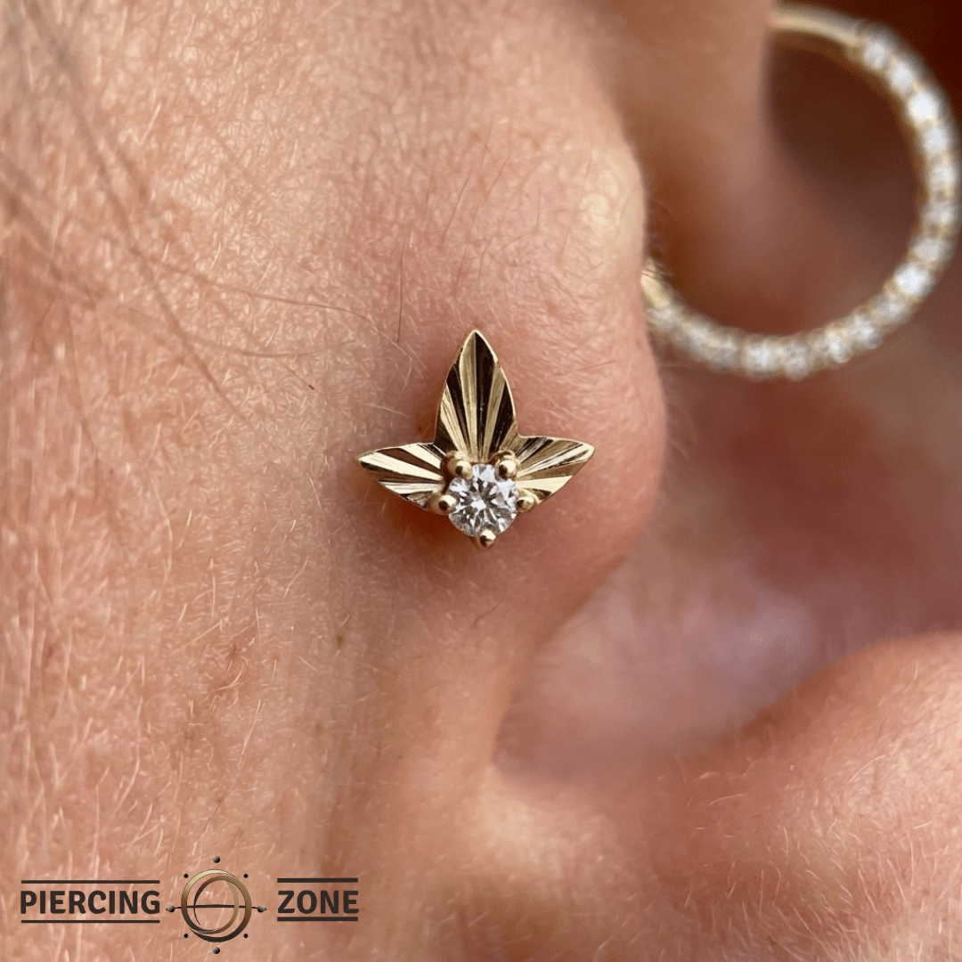 Gratitude – Swarovski CZ Solitaire – 14K Gold Threadless End - piercing - zone.com
