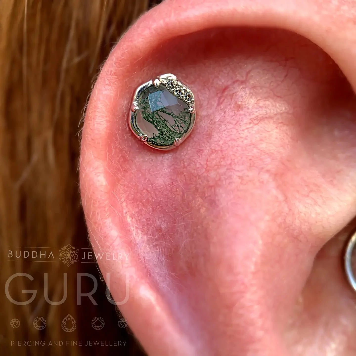 Vision – 14K Gold Moss Agate Threadless End
