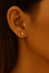 Hammered Moon – 14K Gold Threadless End - piercing - zone.com