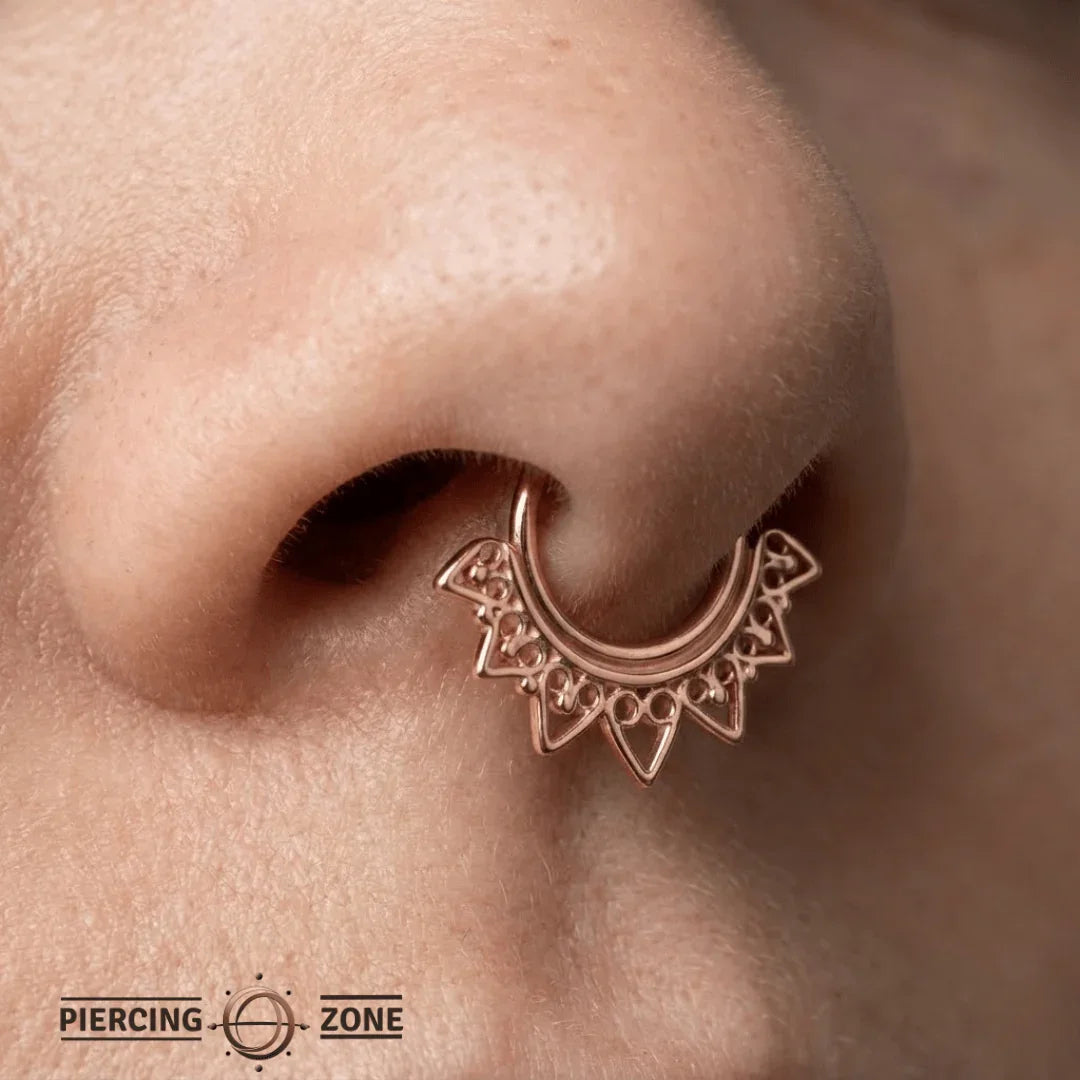 Heart Seamless Ring – 14K Gold Cup & Divot Design - piercing - zone.com