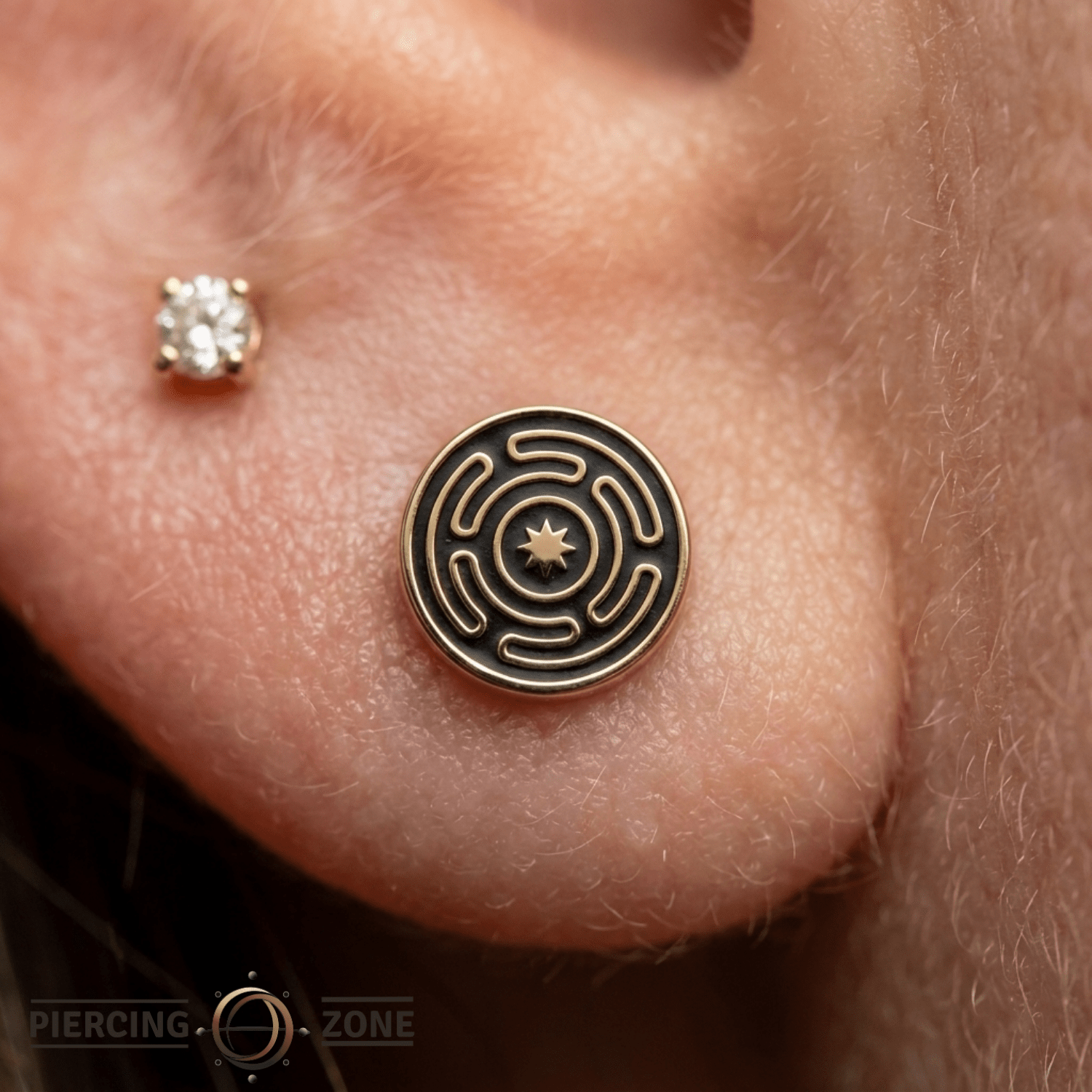 HECATE - 14K Gold Threadless/Threaded End - piercing - zone.com