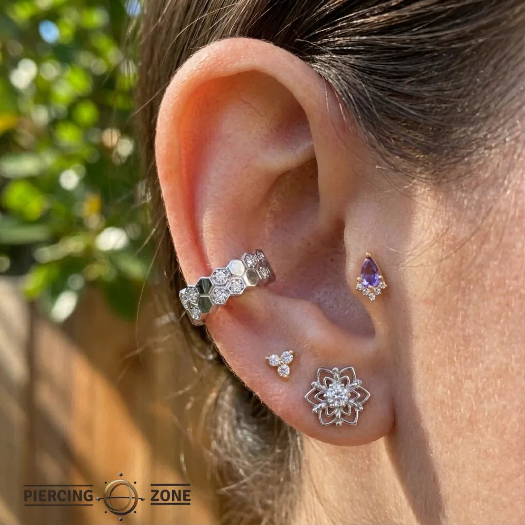 Honey Clicker with Honeycomb & Gem Accents – 14K & 18K Gold - piercing - zone.com