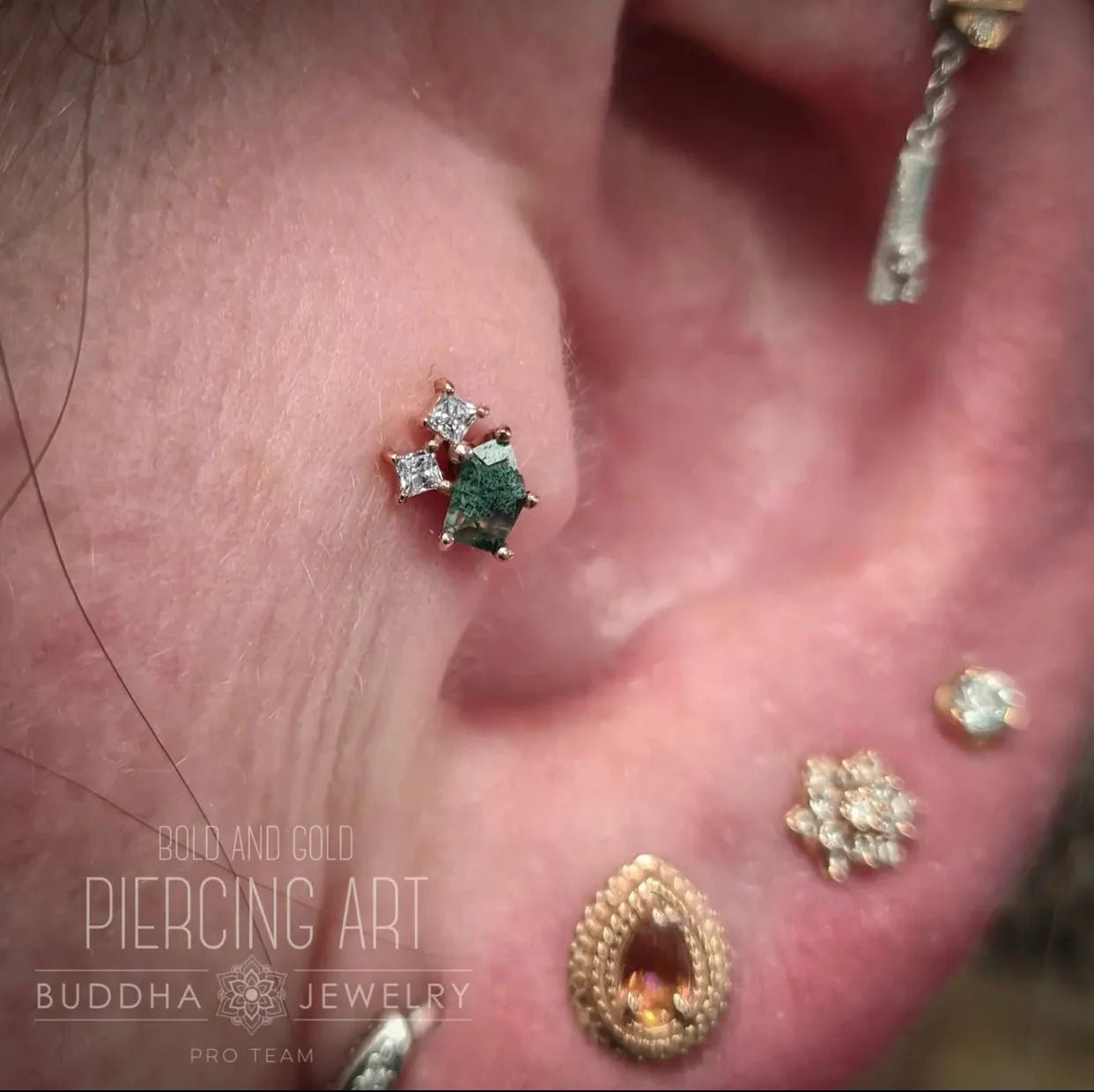 LYRA - MOSS AGATE + CZ - THREADLESS END piercing-zone.com