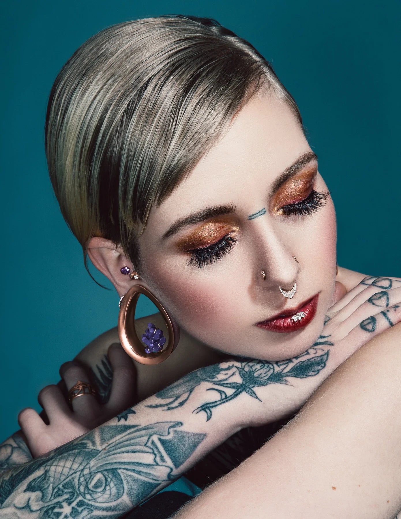 VALENTINA - CZ - THREADLESS END piercing-zone.com