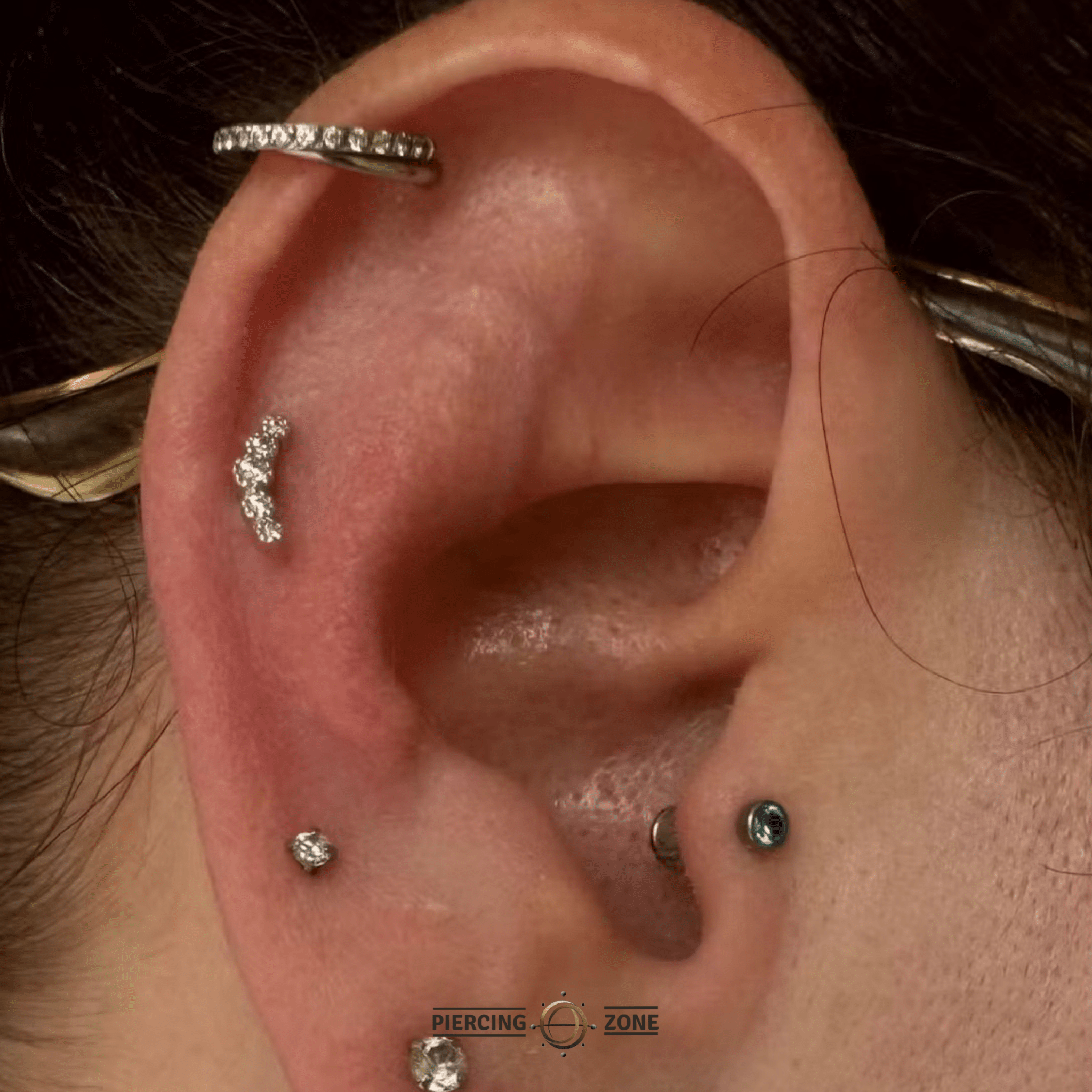 Infinity – Milgrain CZ Cascade – 14K Gold Threadless End - piercing - zone.com