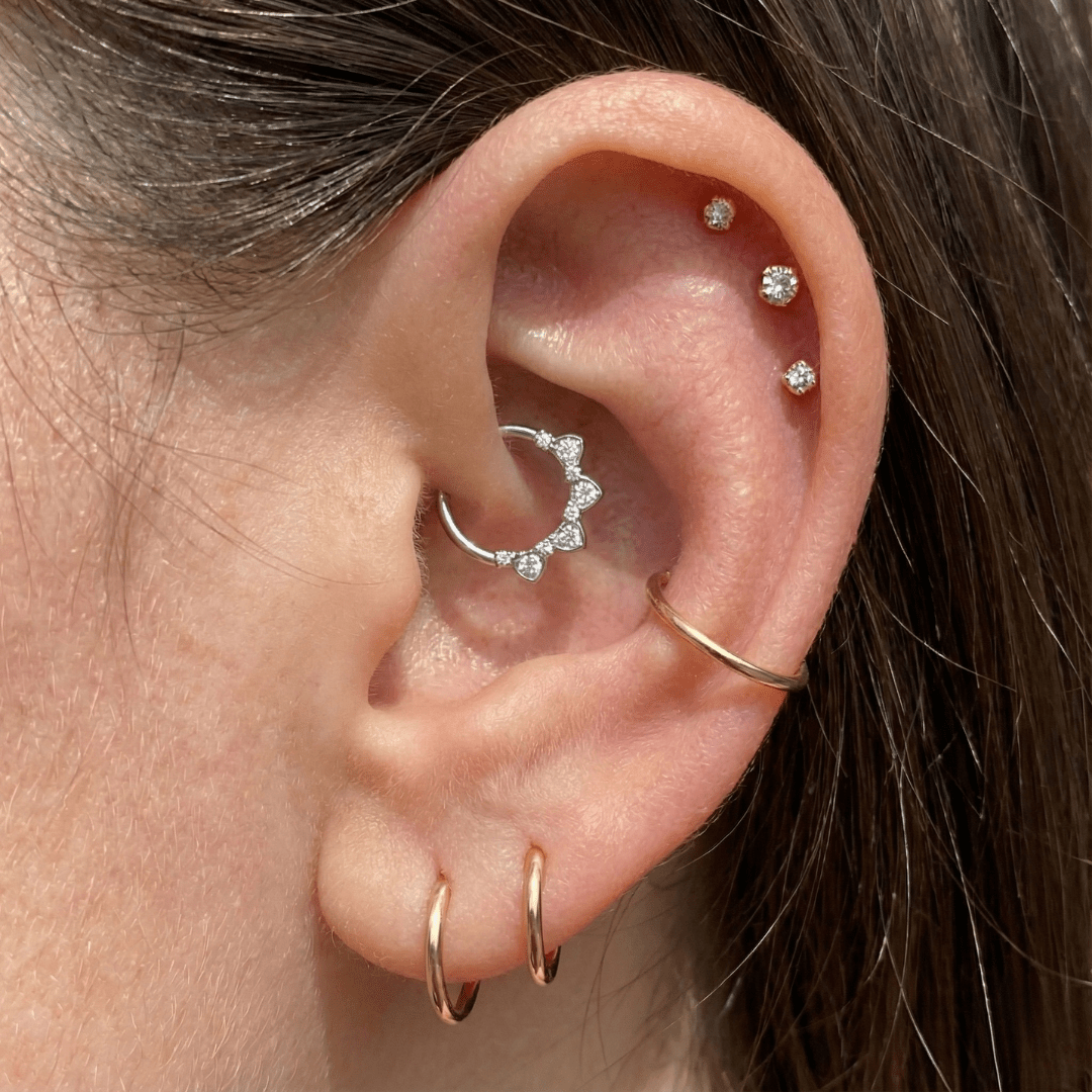 Jadore Seamless Ring – 14K Gold Multi - Gem Arc - piercing - zone.com