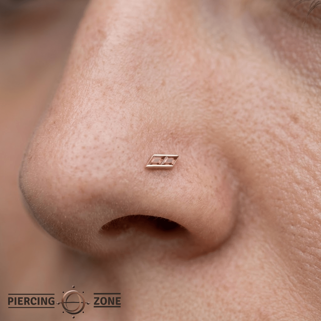 Joia – Garnet – 14K Gold Threadless End - piercing - zone.com