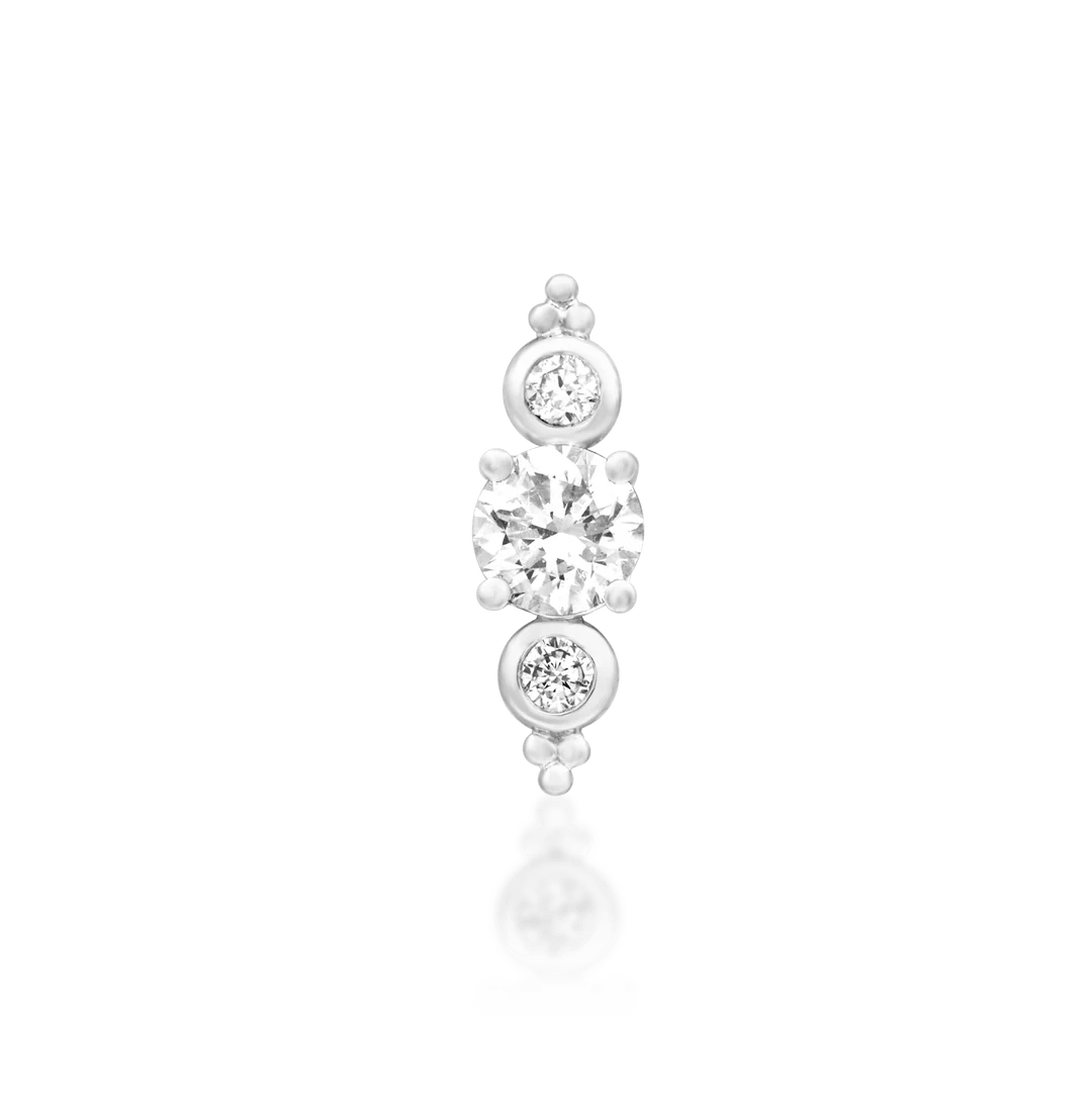 Top-down image of Elated in white gold – symmetry and sparkle