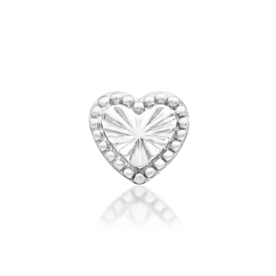 Lara – 14K Gold Textured Heart Threadless End