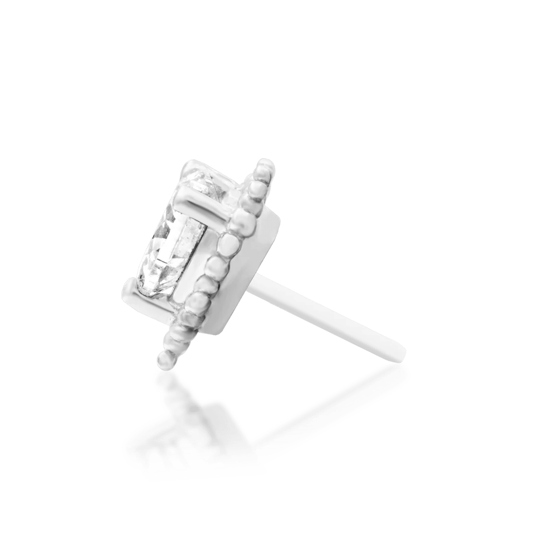Side Angle of Meet Cute Gold End Showing Stone Brilliance