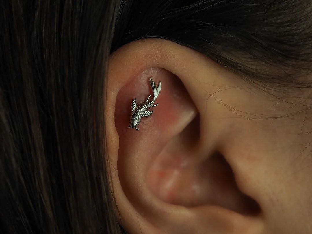 Koi – Sculpted Fish Silhouette – 14K Gold Threadless End - piercing - zone.com