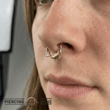 Koi Seamless Ring – 14K Gold Twin Kite Gem Design - piercing - zone.com