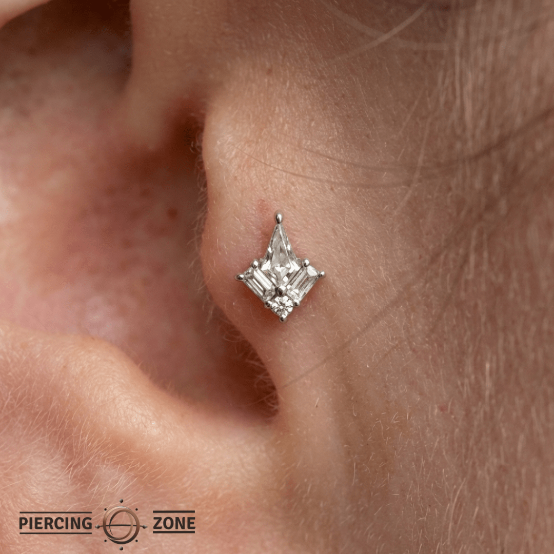 L.A. Baby – Swarovski CZ Cluster – 14K Gold Threadless End - piercing - zone.com
