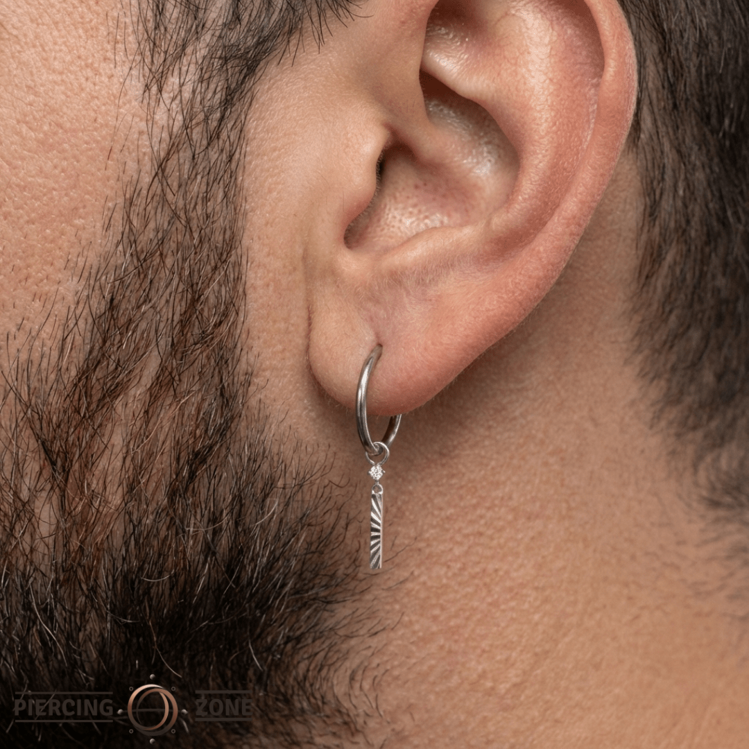 Labyrinth – CZ Drop – 14K Gold Charm - piercing - zone.com