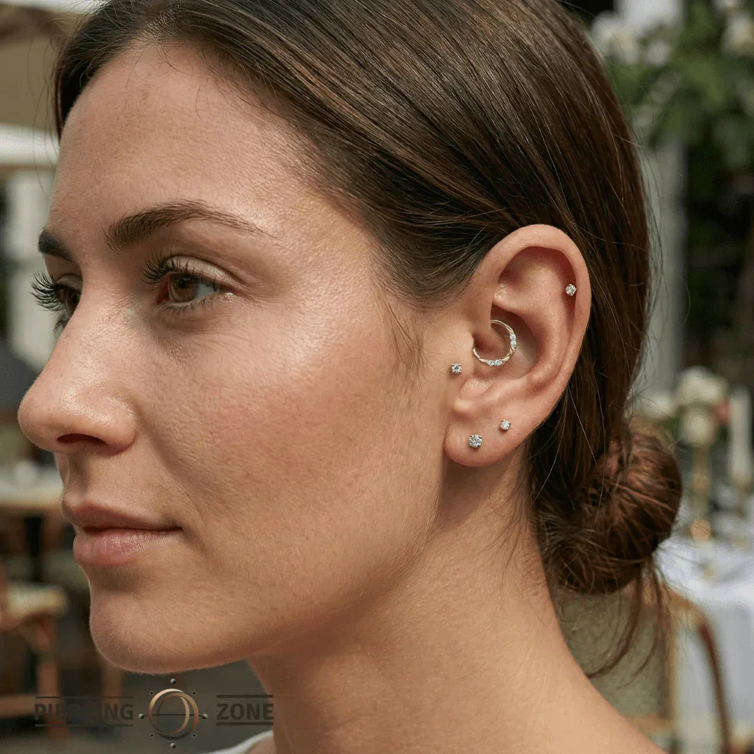 Lauren Seamless Ring – 14K Gold Cup & Divot Design - piercing - zone.com