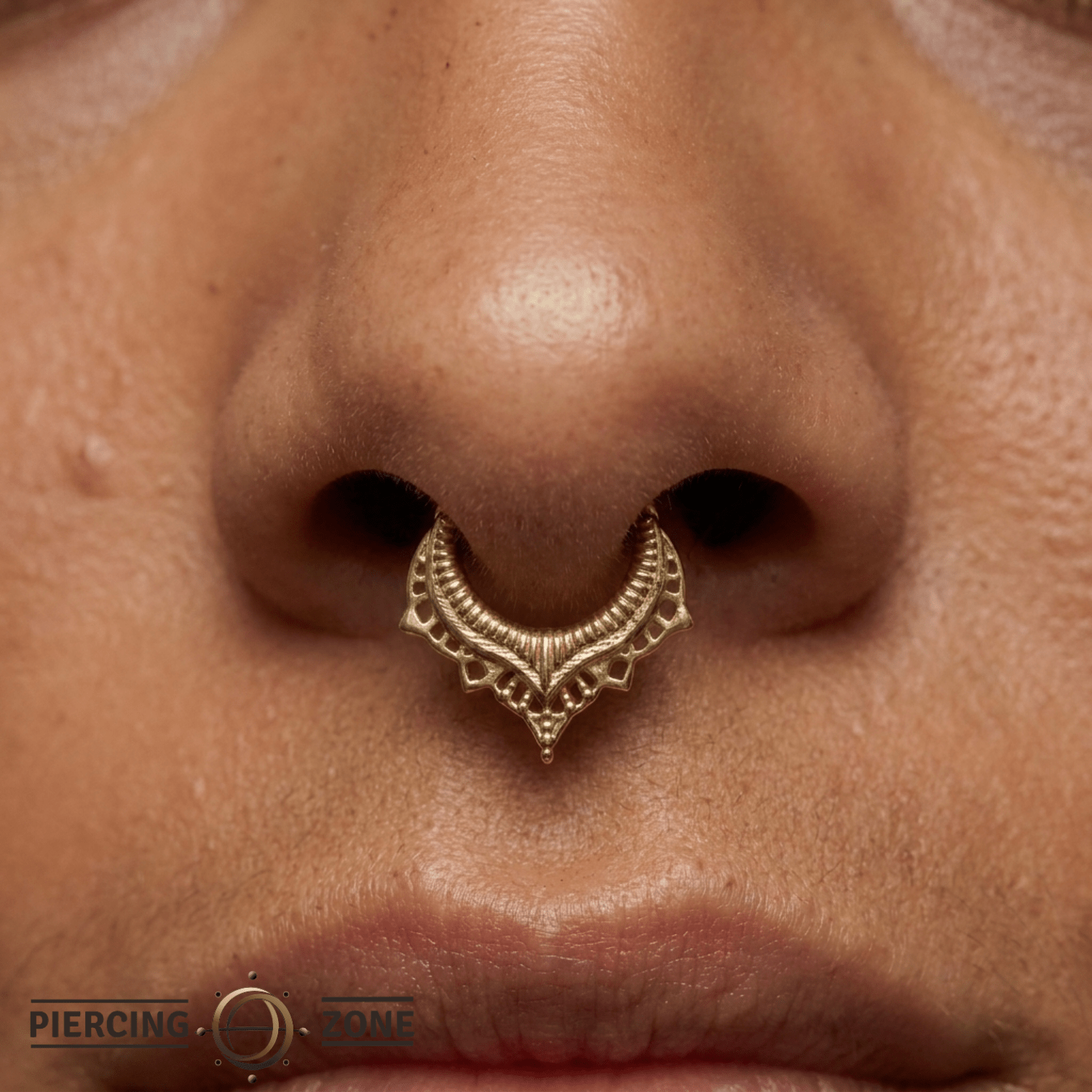 Lily Continuous Ring - 14K Gold Seamless Ring - piercing - zone.com