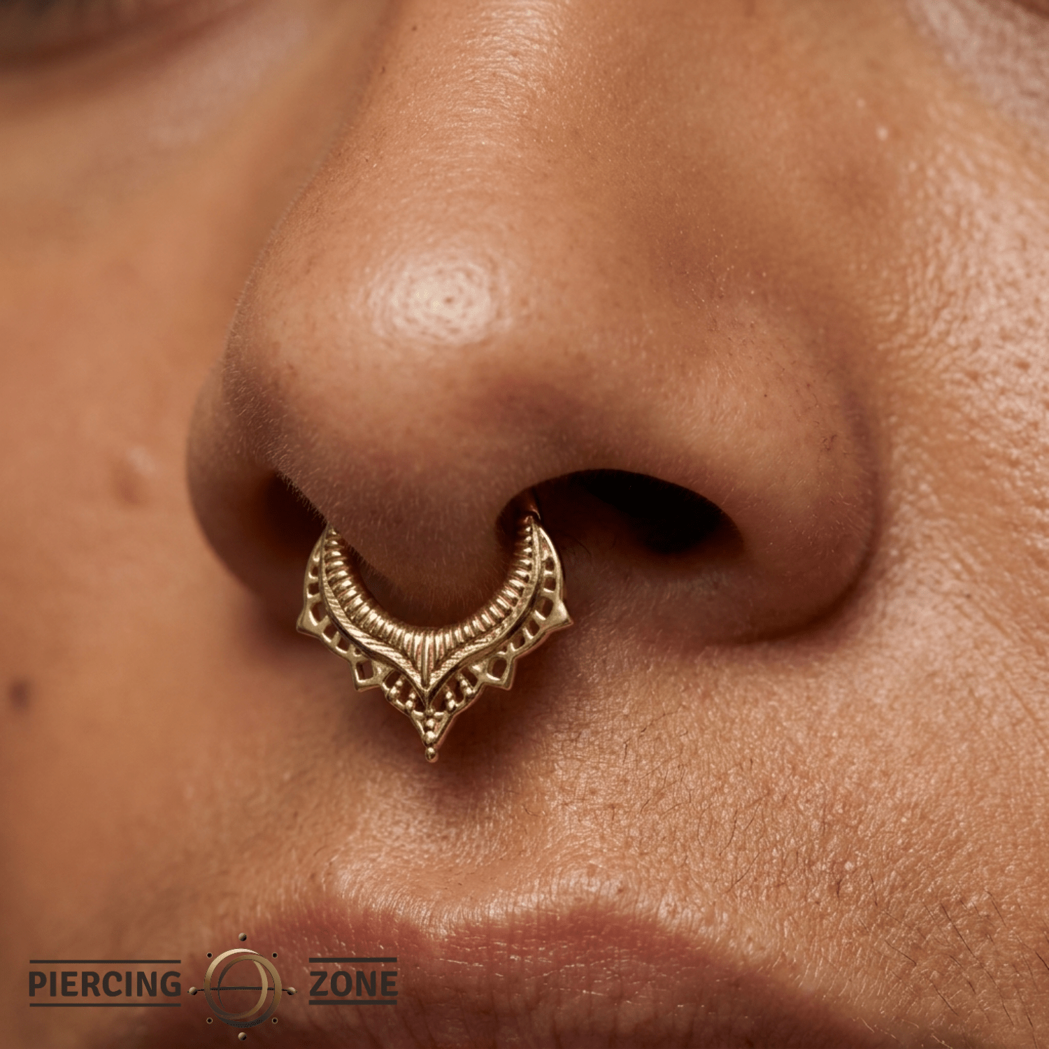 Lily Continuous Ring - 14K Gold Seamless Ring - piercing - zone.com