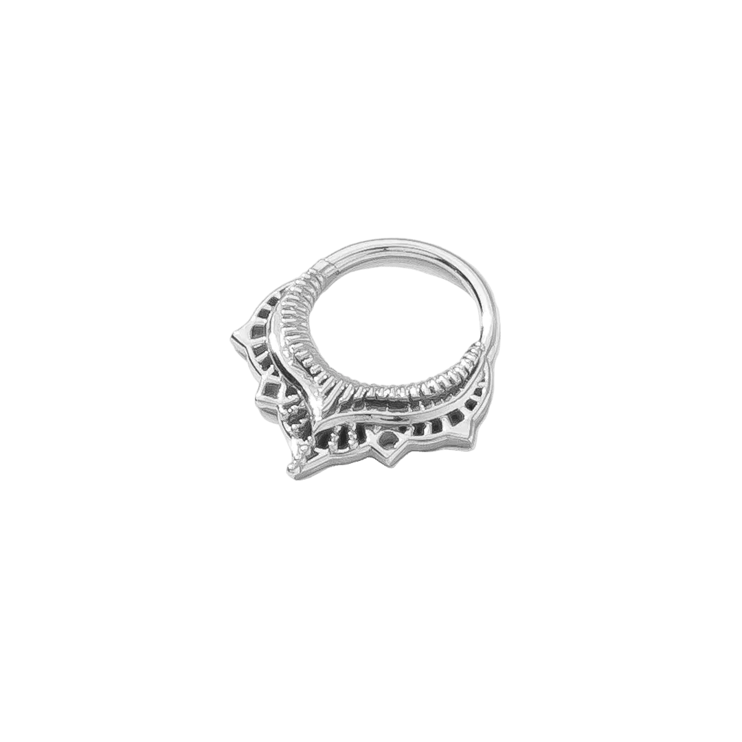 Lily Continuous Ring - 14K Gold Seamless Ring - piercing - zone.com