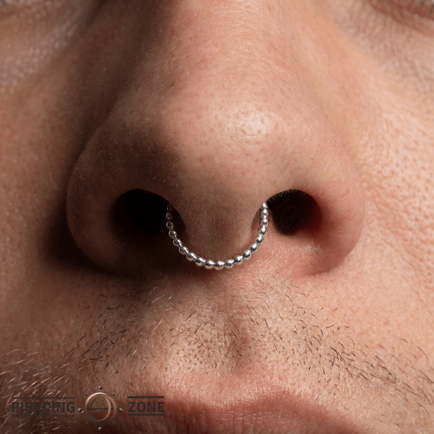 Linear Continuous Ring - 14K Gold Seamless Ring - piercing - zone.com
