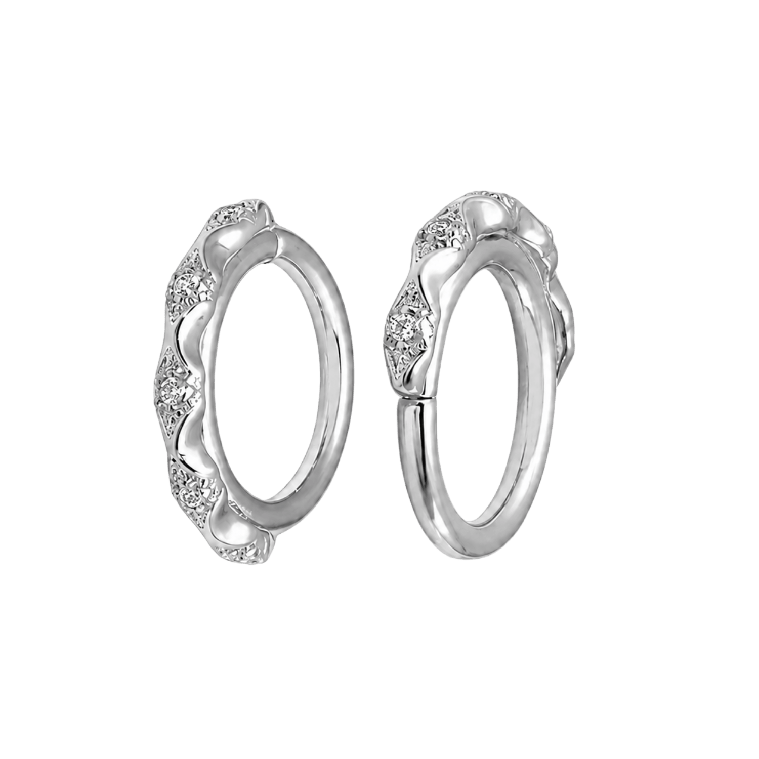 Lulu Seamless Ring – 14K Gold Micro-Gem Cup & Divot Design - piercing-zone.com