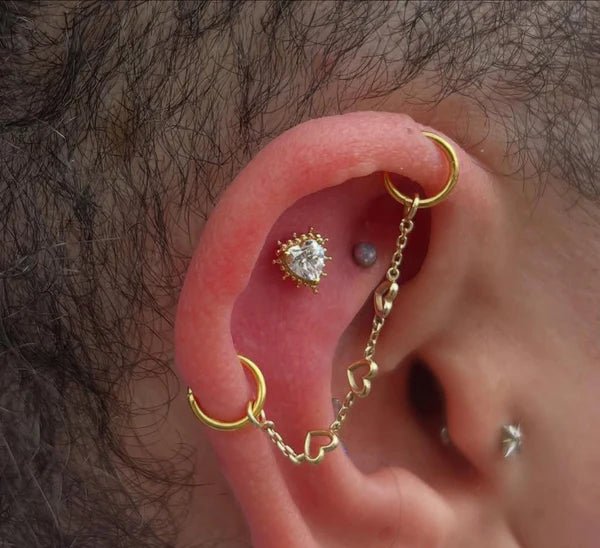Meet Cute – Heart Silhouette with 4mm CZ – 14K Gold Threadless End - piercing - zone.com