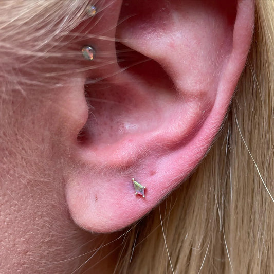 MINI SOHO - KITE CUT MERCURY MIST TOPAZ - THREADLESS END piercing-zone.com