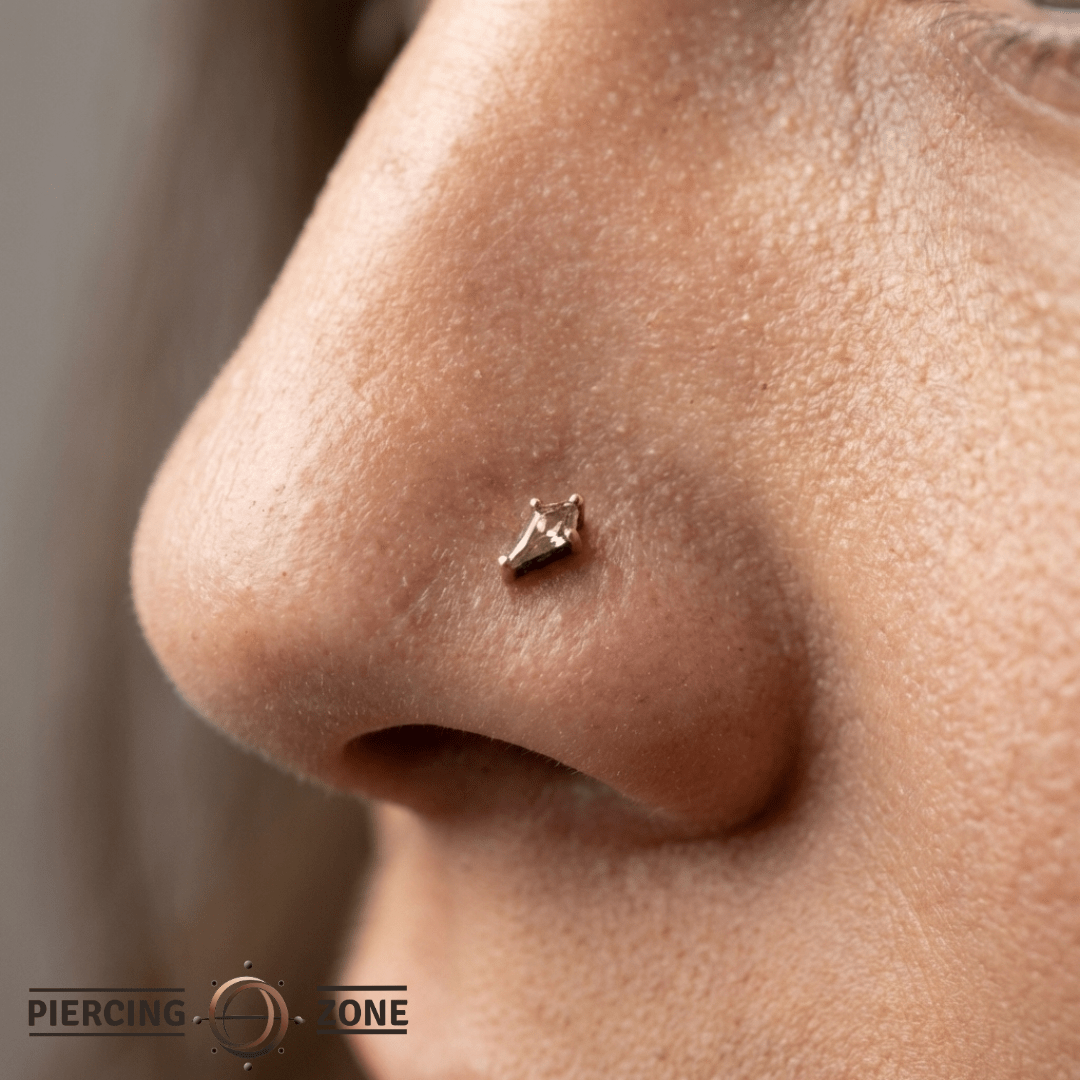 Mini Soho – Smoky Quartz Kite – 14K Gold Threadless End - piercing - zone.com