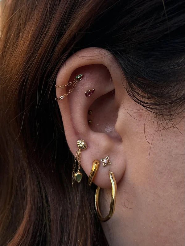 M'Lady – Ladybug Charm – 14K Gold Threadless End - piercing - zone.com