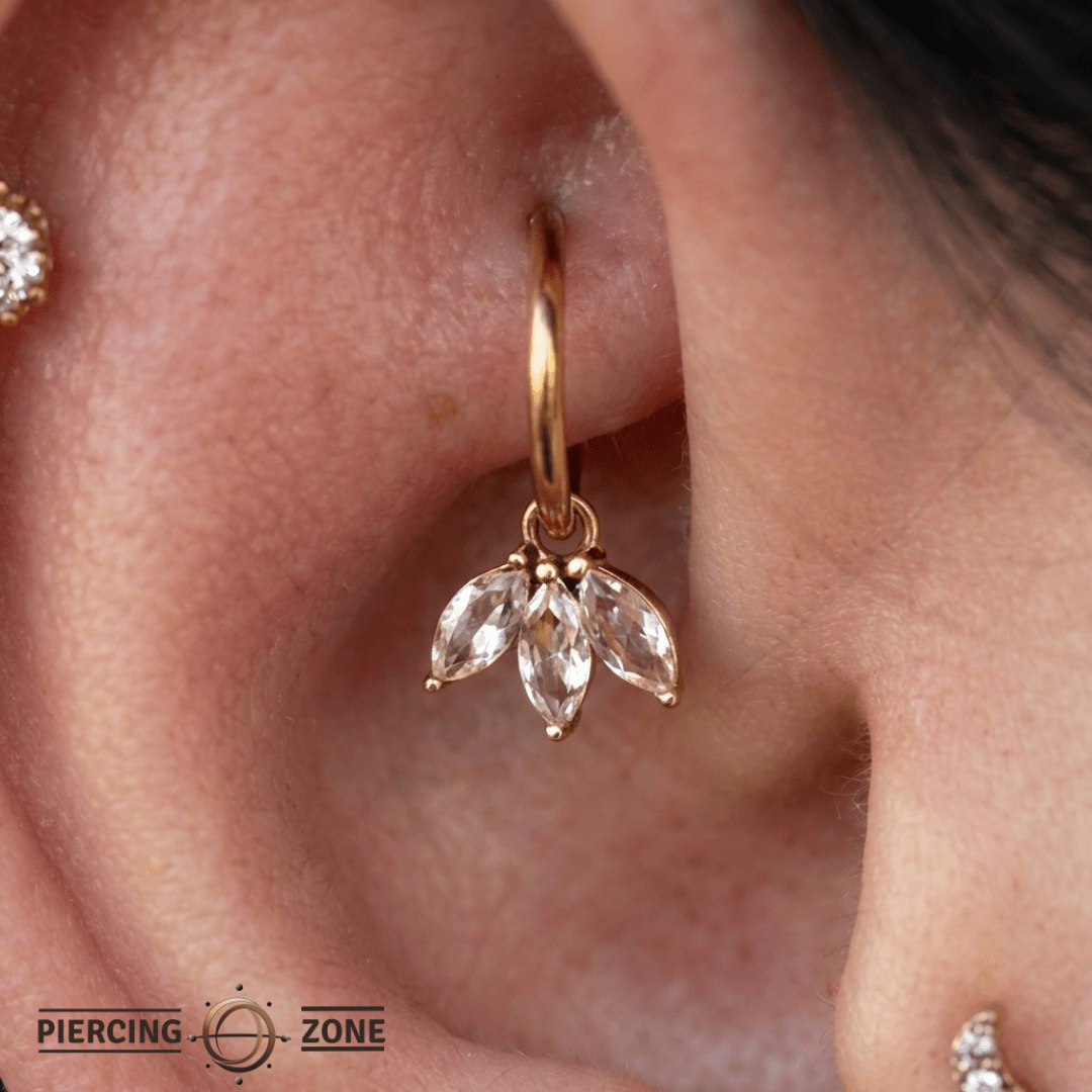 Moet – White Topaz Marquise Trio Charm – 14K Gold - piercing - zone.com