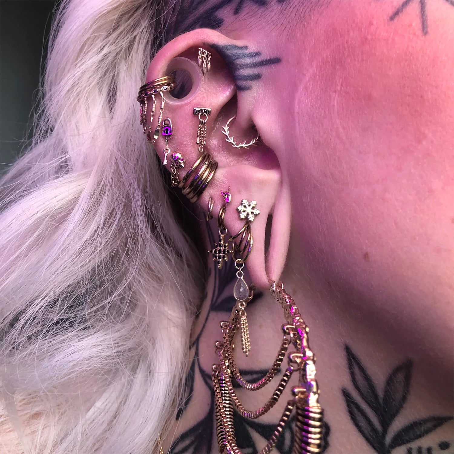 Savage Passion – 14K Gold Skull Threadless End
